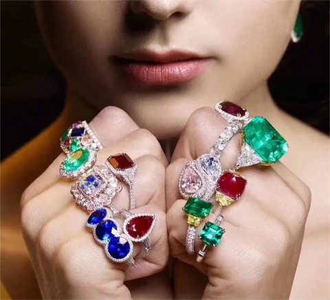 Jewelry Matching Guide | What Kind of Jewelry Suits Different Skin Tones?