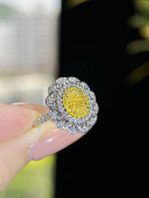 Oval Yellow Diamond Engagement Rings: The Sunny Sophistication