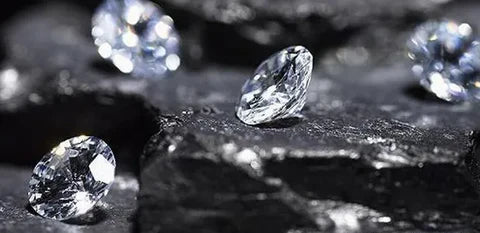 A Guide to Understanding Lab-Grown Diamonds and Natural Diamonds