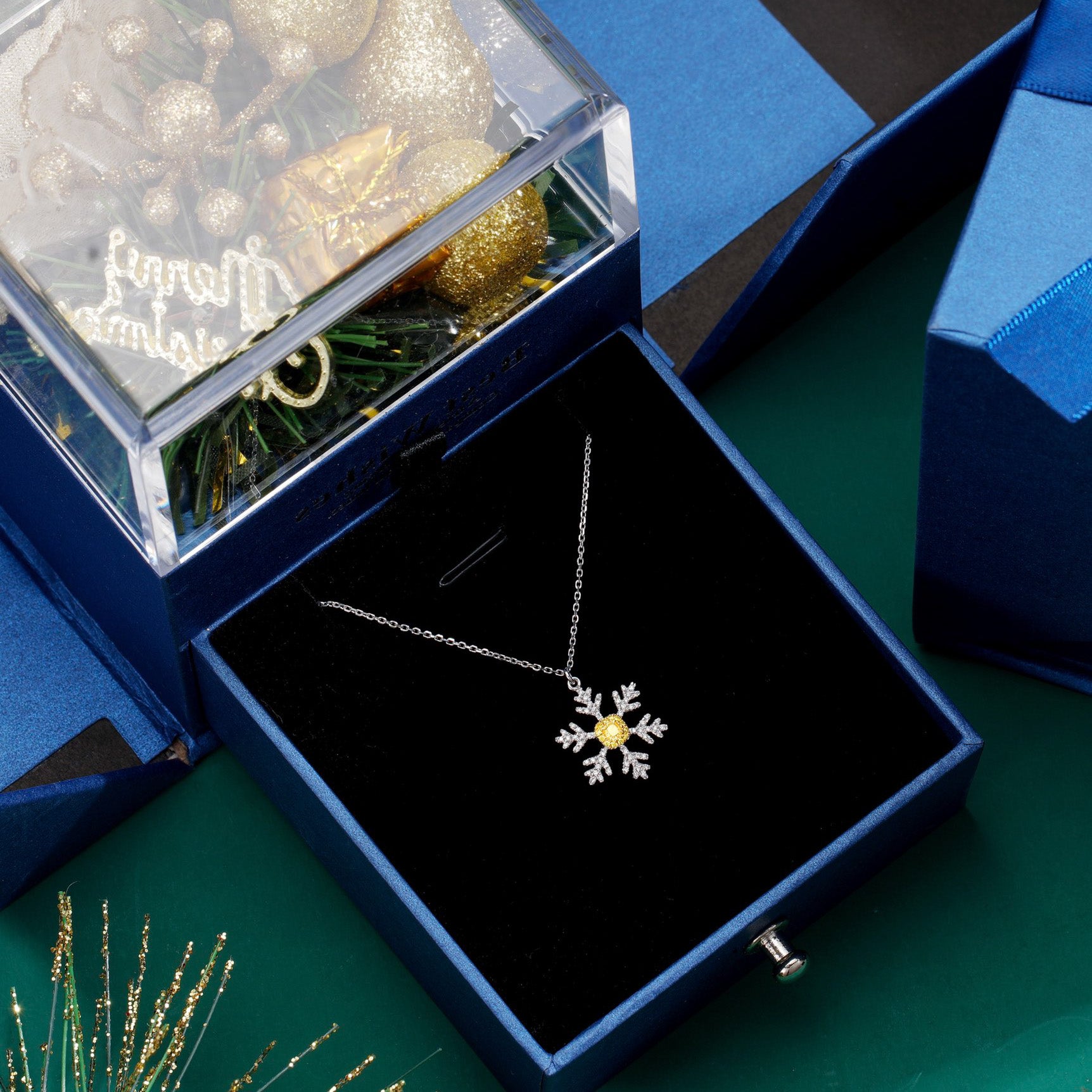 Christmas Yellow Diamond Snowflake Pendant in 18K Gold -Perspective Close-up