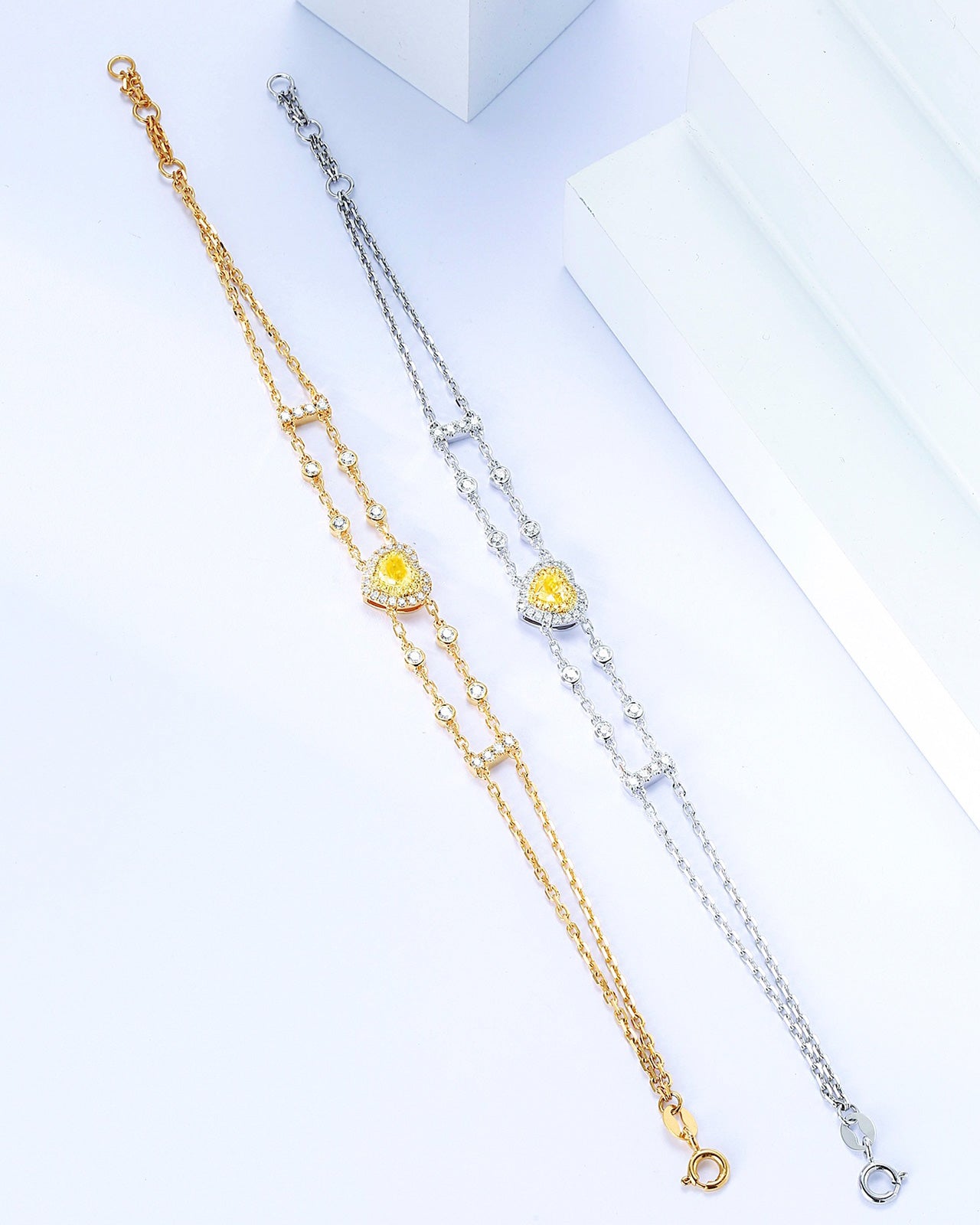 Heart Shaped Yellow Diamond Chain Bracelet in 18K Gold -Top View